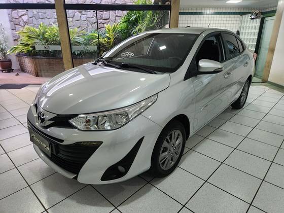 TOYOTA YARIS 1.5 16V FLEX SEDAN XL PLUS CONNECT MULTIDRIVE TOYOTA YARIS 1.5 16V FLEX SEDAN XL PLUS CONNECT MULTIDRIVE